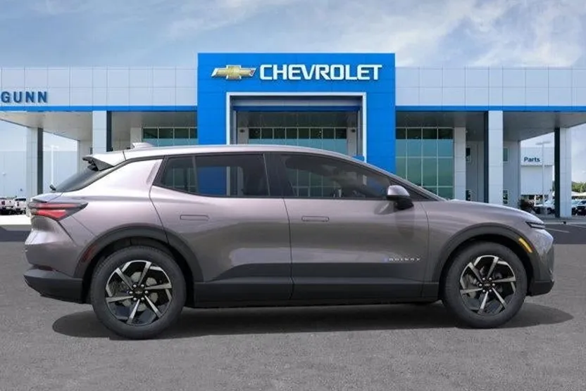2026 Chevrolet Equinox EV 1LT photo 1