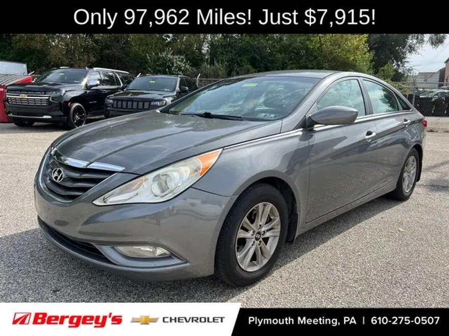2013 Hyundai Sonata GLS photo 1