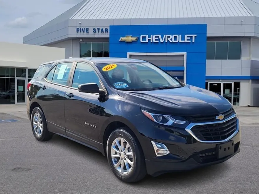 2021 Chevrolet Equinox LS photo 1