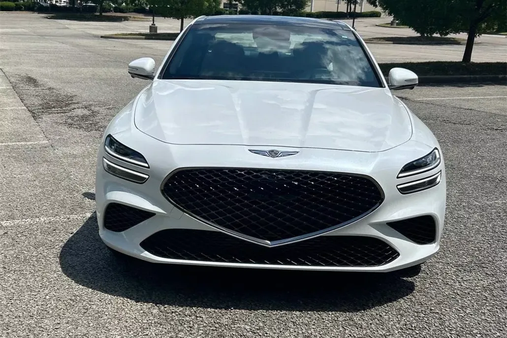 2025 Genesis G70 3.3T Sport Advanced photo 1