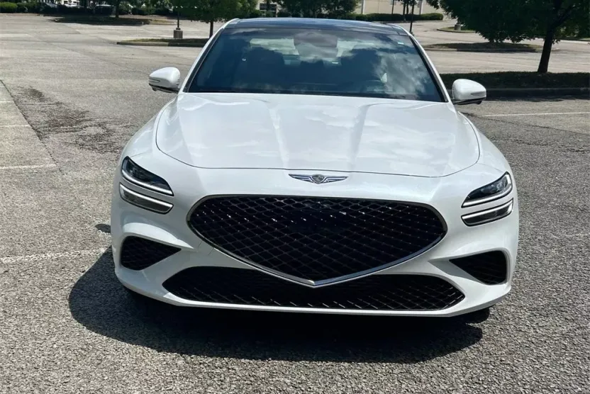 2025 Genesis G70 3.3T Sport Advanced photo 1