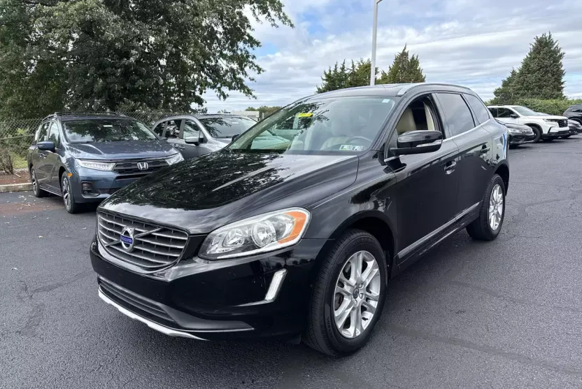 2016 Volvo XC60 T5 Premier photo 1