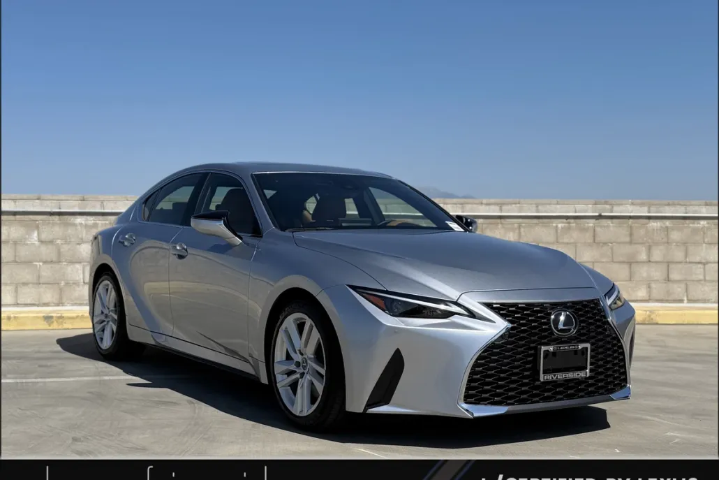 2025 Lexus IS 300 photo 1