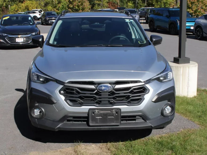 2024 Subaru Crosstrek Limited photo 1
