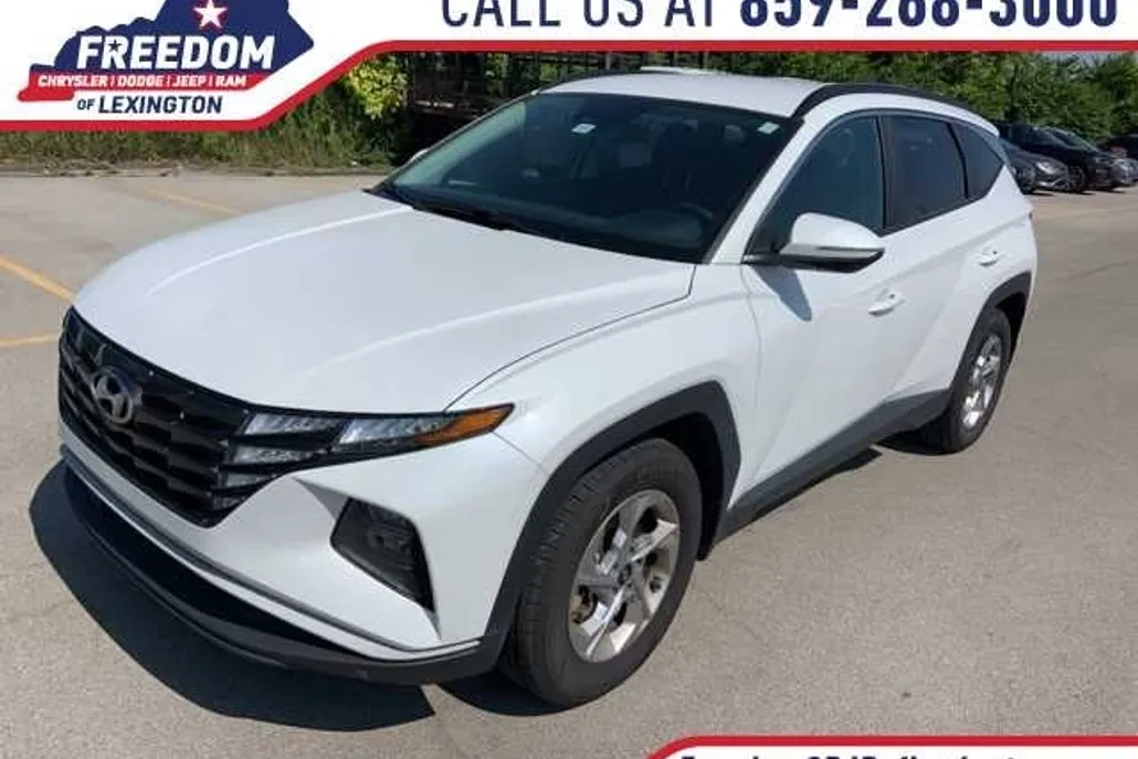 2022 Hyundai Tucson SEL photo 1