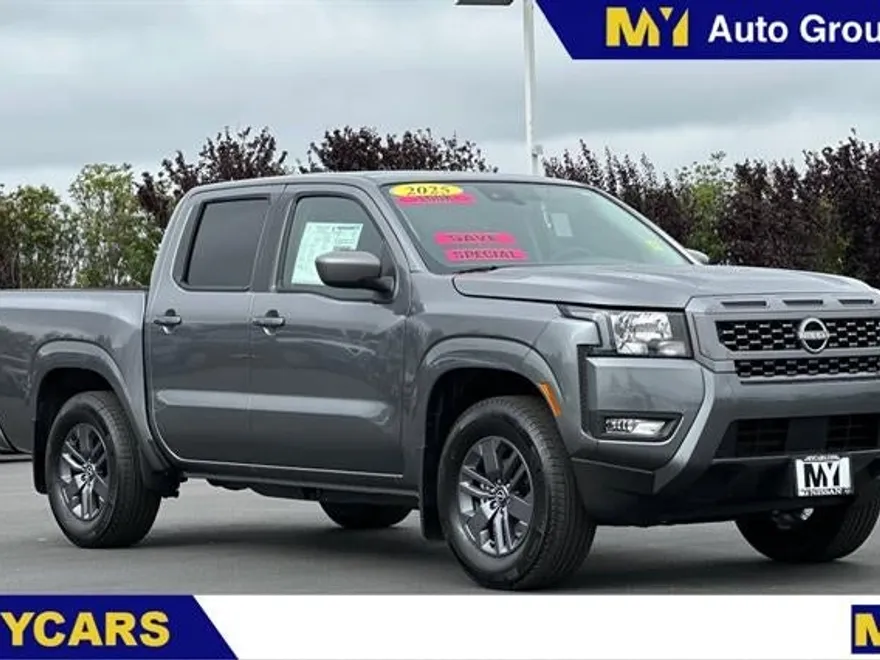 2025 Nissan Frontier Crew Cab SV photo 1