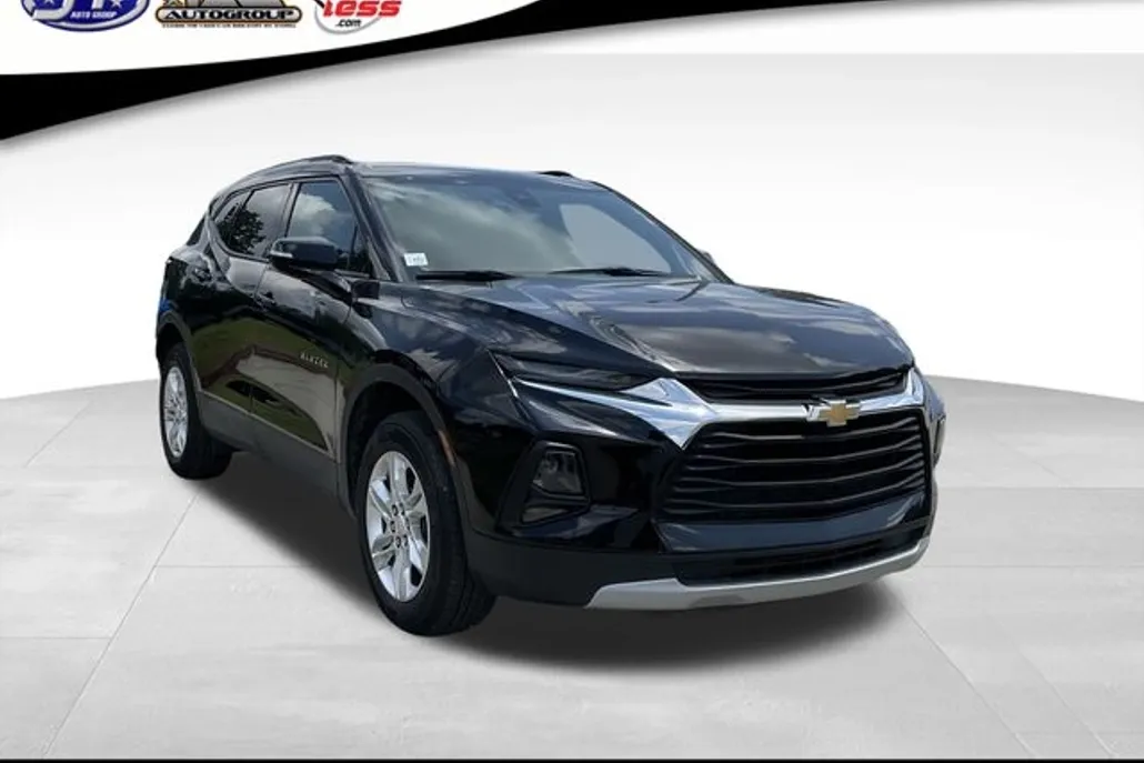2022 Chevrolet Blazer 2LT photo 1