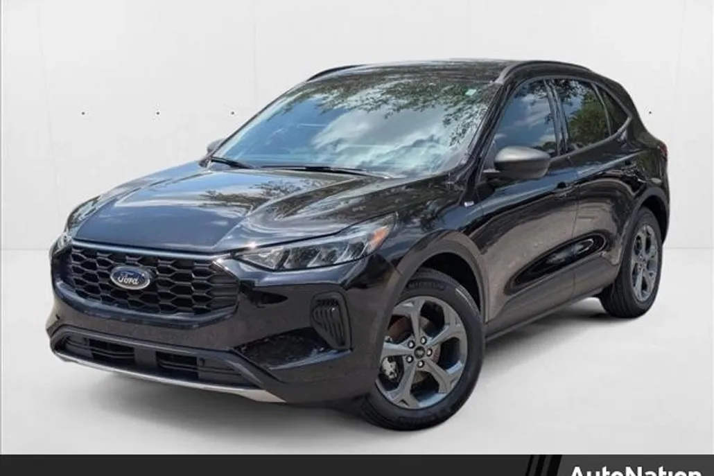 2025 Ford Escape ST-Line photo 1