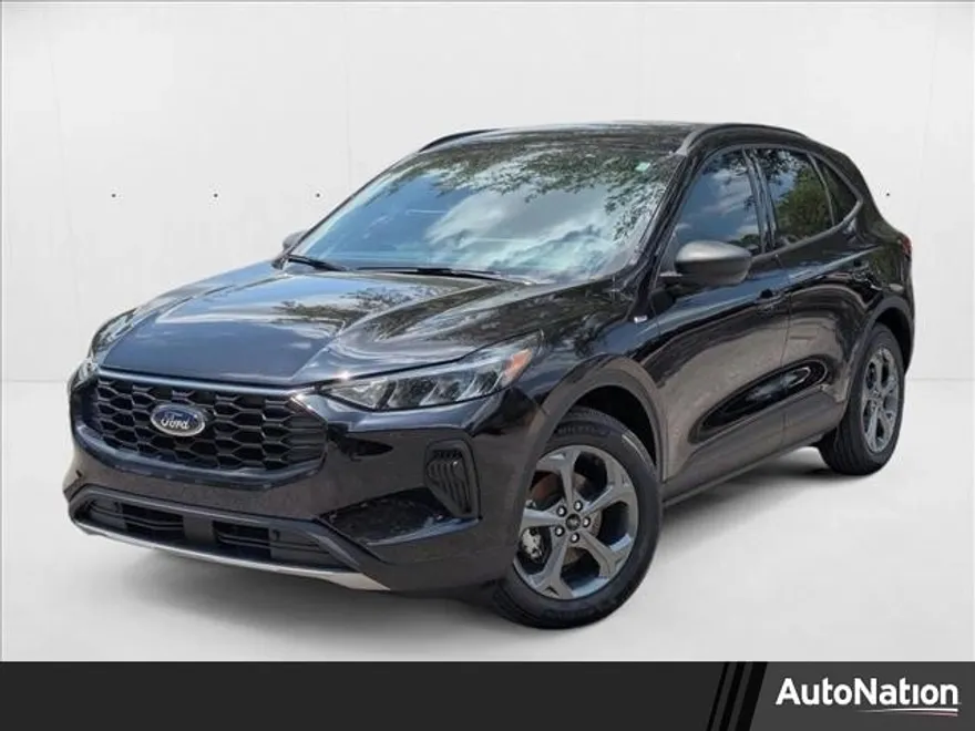 2025 Ford Escape ST-Line photo 1