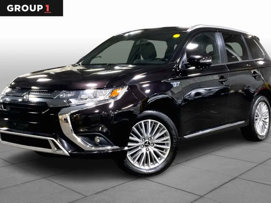 2019 Mitsubishi Outlander SEL photo 1