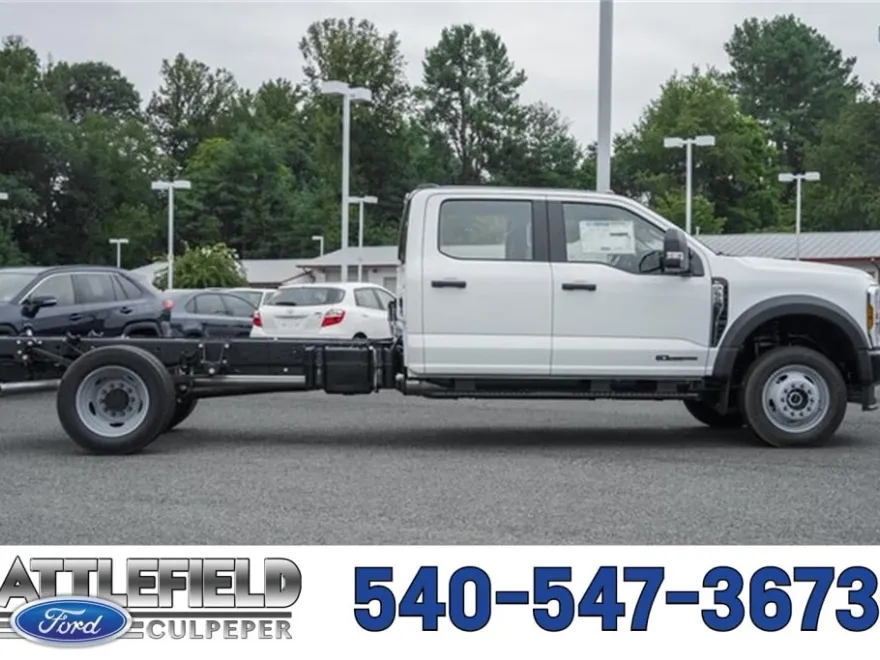 2025 Ford F-550 XL photo 1