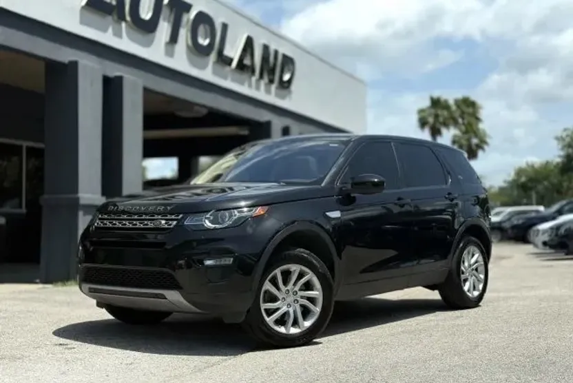 2018 Land Rover Discovery Sport HSE photo 1