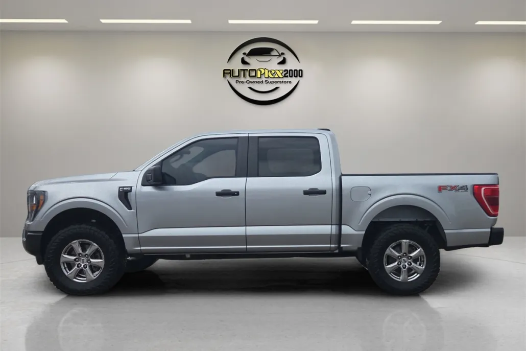 2023 Ford F-150 XL photo 1
