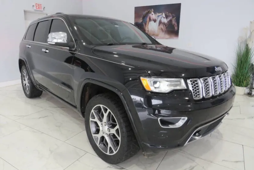 2019 Jeep Grand Cherokee Overland photo 1