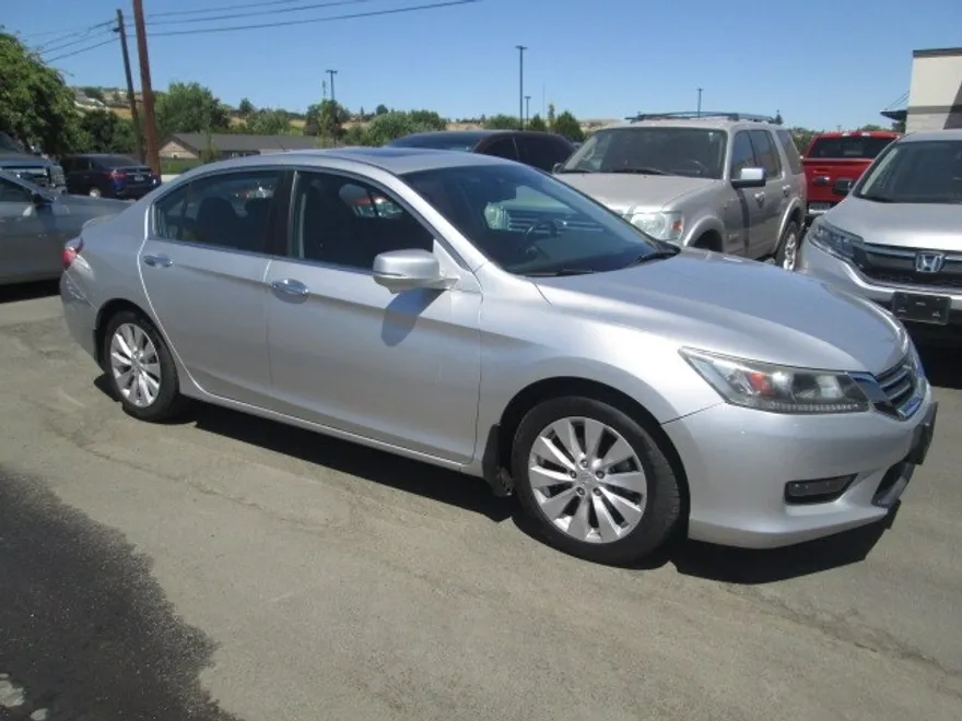 2015 Honda Accord EX-L photo 1