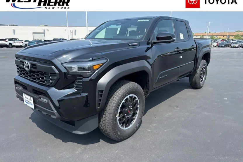 2025 Toyota Tacoma TRD Off-Road 4x4 Double Cab photo 1