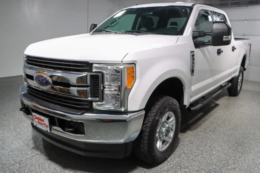 2017 Ford F-250 XLT photo 1
