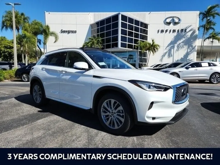 2025 Infiniti QX50 Luxe photo 1