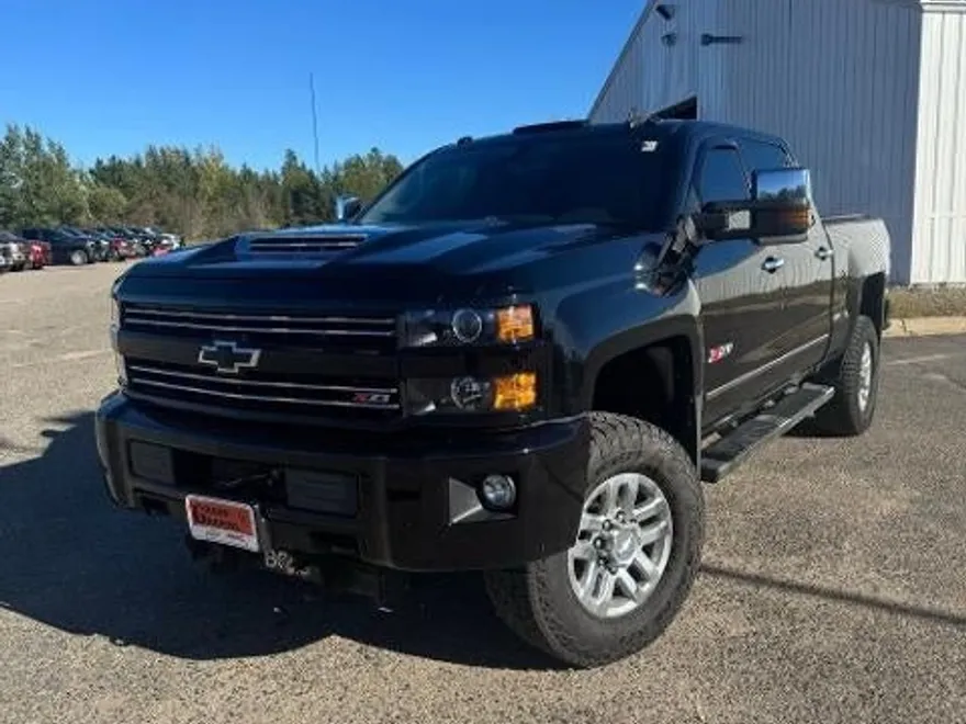 2018 Chevrolet Silverado 3500HD LTZ photo 1