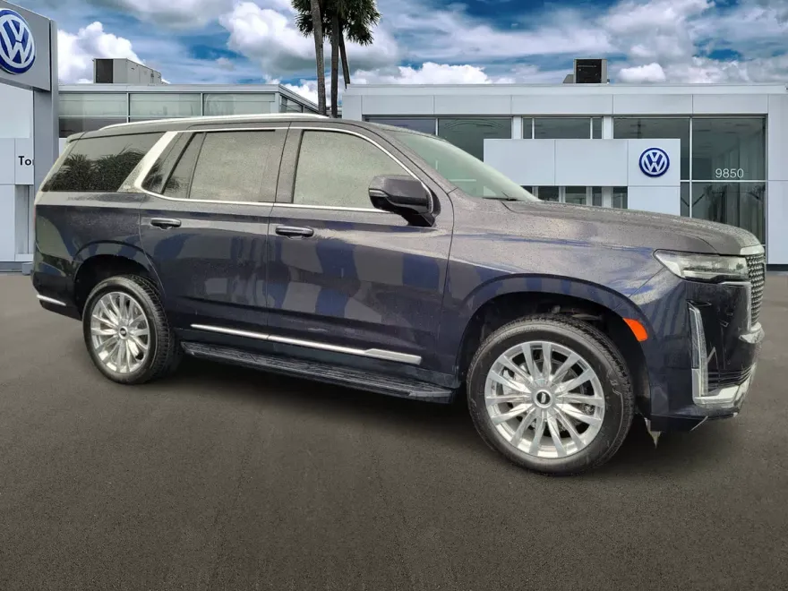 2022 Cadillac Escalade Premium Luxury photo 1