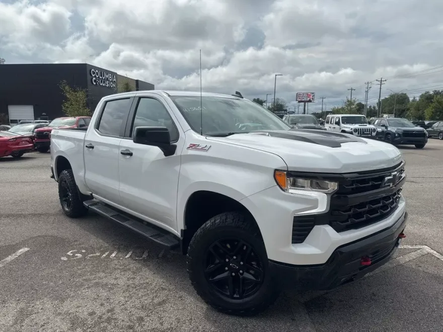 2023 Chevrolet Silverado 1500 LT Trail Boss photo 1