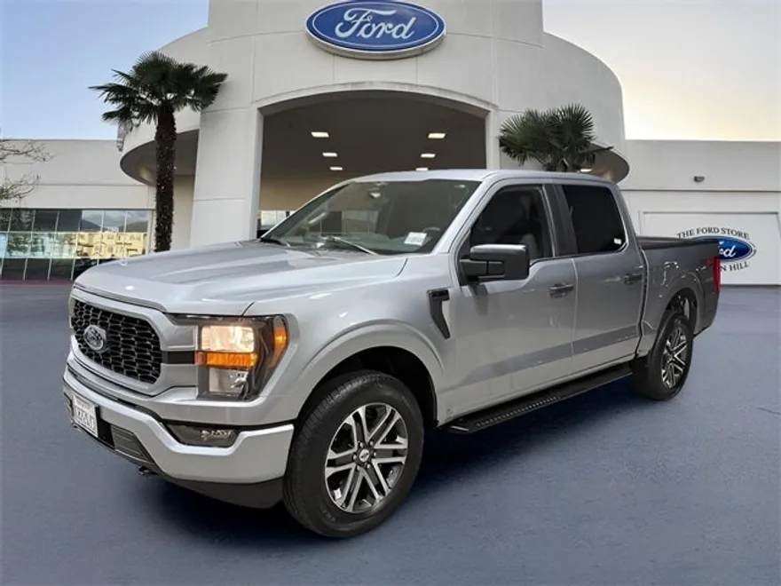 2023 Ford F-150 XL photo 1