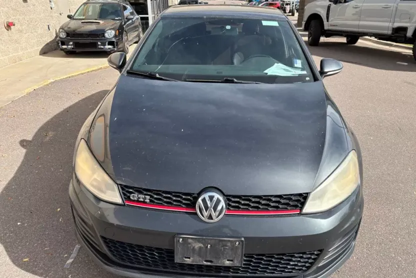 2015 Volkswagen Golf GTI photo 1