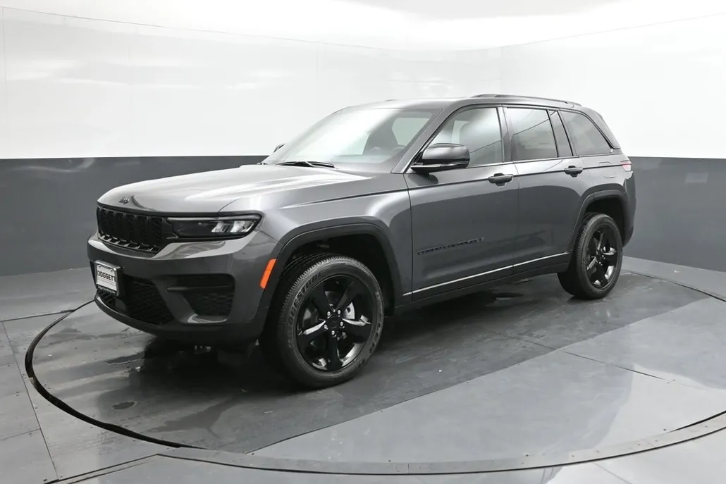 2025 Jeep Grand Cherokee Altitude X photo 1