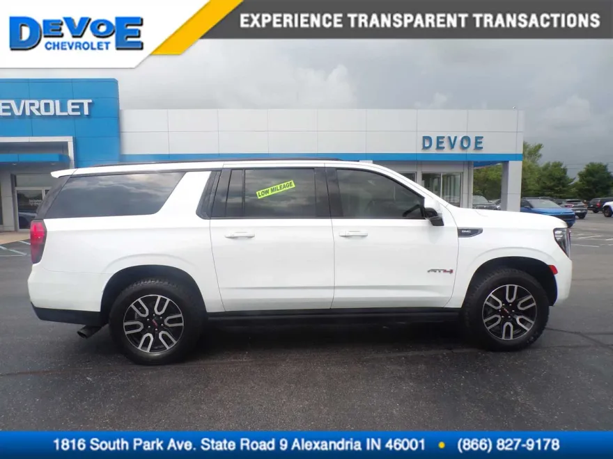 2021 Gmc Yukon XL AT4 photo 1