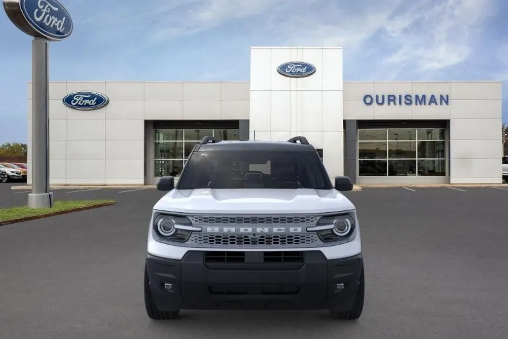 2025 Ford Bronco Sport Outer Banks photo 1