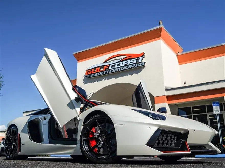 2016 Lamborghini Aventador LP 700-4 photo 1