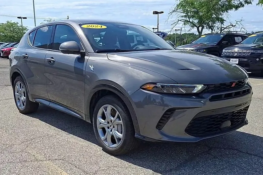 2024 Dodge Hornet R/T photo 1