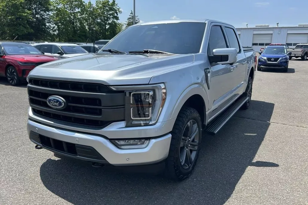 2023 Ford F-150 Lariat photo 1