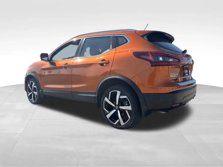 2020 Nissan Rogue Sport SL photo 1
