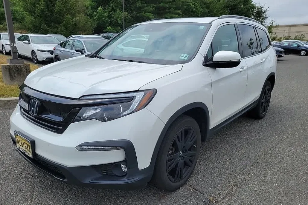 2022 Honda Pilot Special Edition photo 1