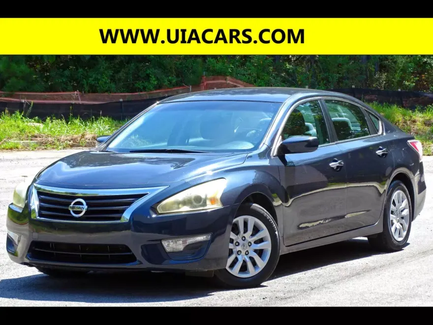 2015 Nissan Altima 2.5 S photo 1