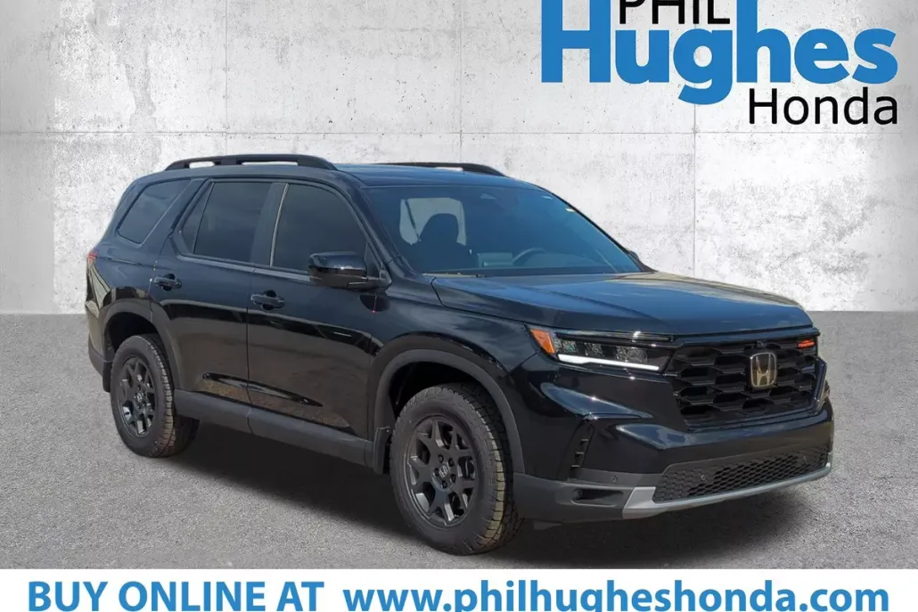 2025 Honda Pilot TrailSport photo 1