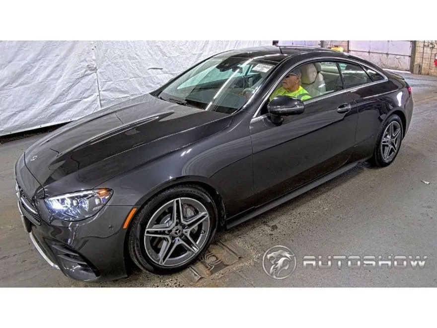2022 Mercedes Benz E 450 4MATIC Coupe photo 1