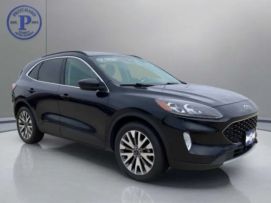 2021 Ford Escape Titanium Hybrid photo 1