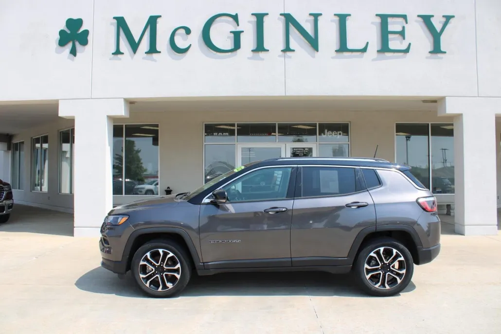 2022 Jeep Compass Limited photo 1