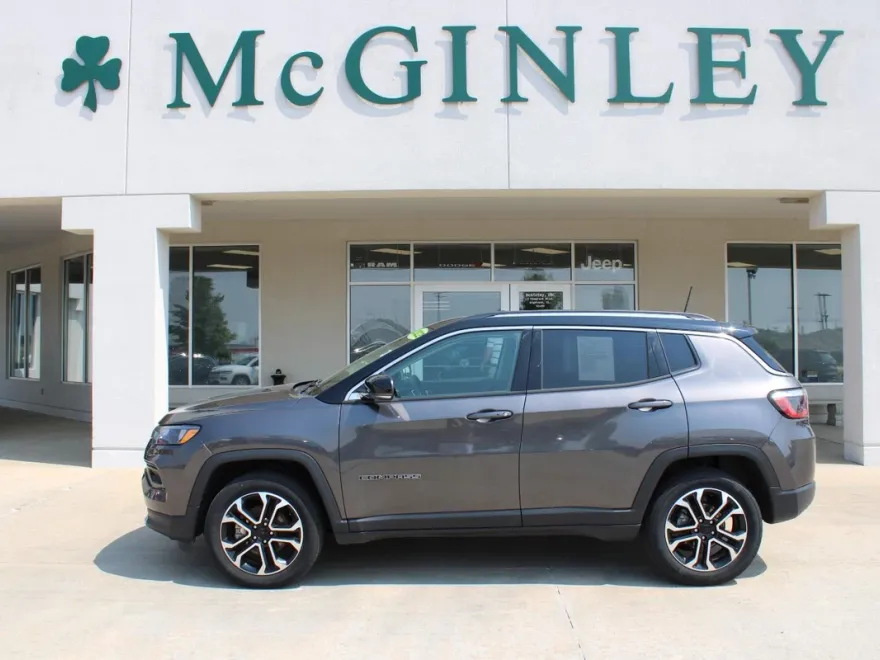 2022 Jeep Compass Limited photo 1