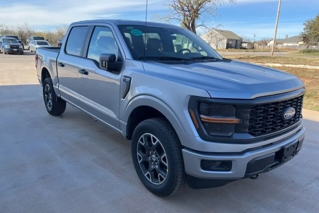 2025 Ford F-150 STX photo 1