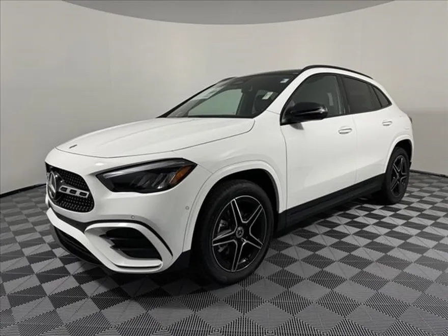 2025 Mercedes Benz GLA 250 4MATIC photo 1