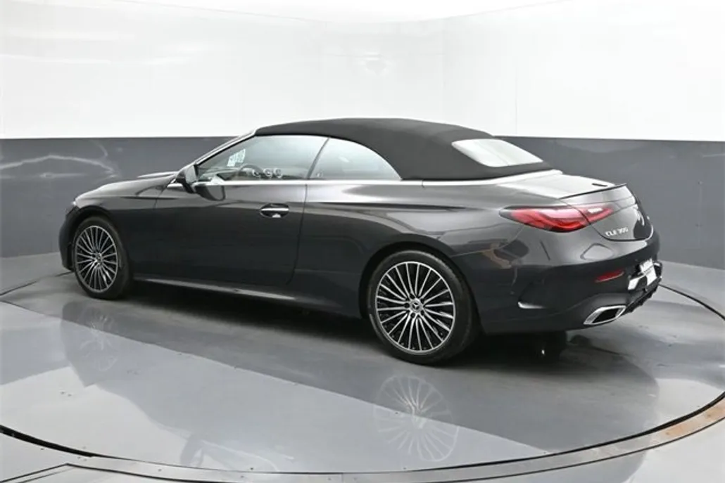 2024 Mercedes Benz CLE 300 4MATIC photo 1