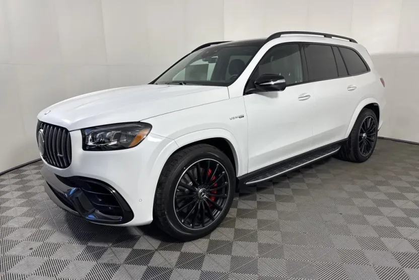 2025 Mercedes Benz GLS AMG 63 photo 1