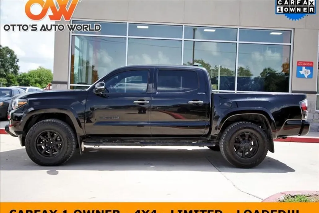 2022 Toyota Tacoma Limited photo 1