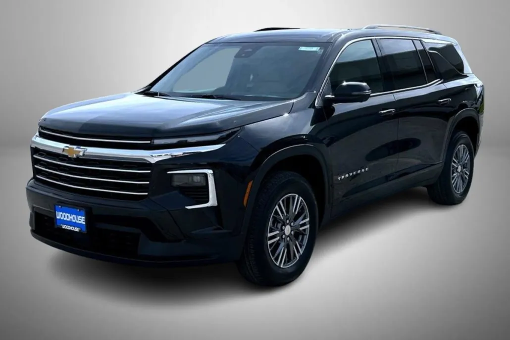 2026 Chevrolet Traverse photo 1