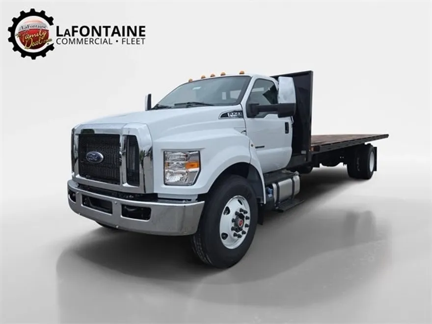 2026 Ford F-750 photo 1