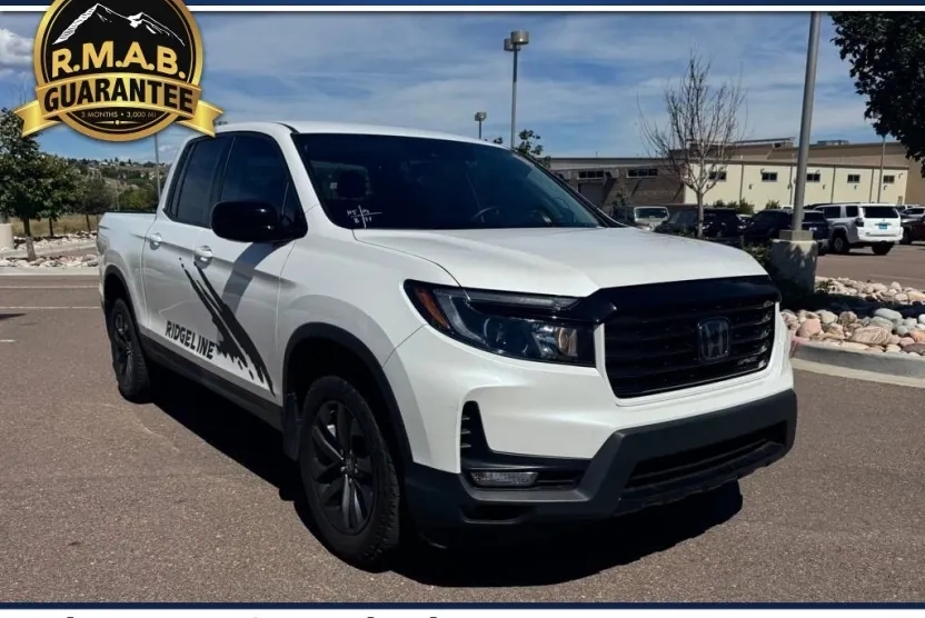 2023 Honda Ridgeline Sport photo 1