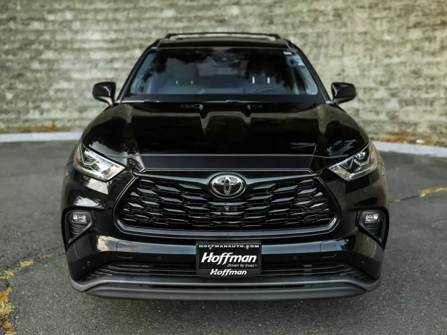 2020 Toyota Highlander Platinum photo 1